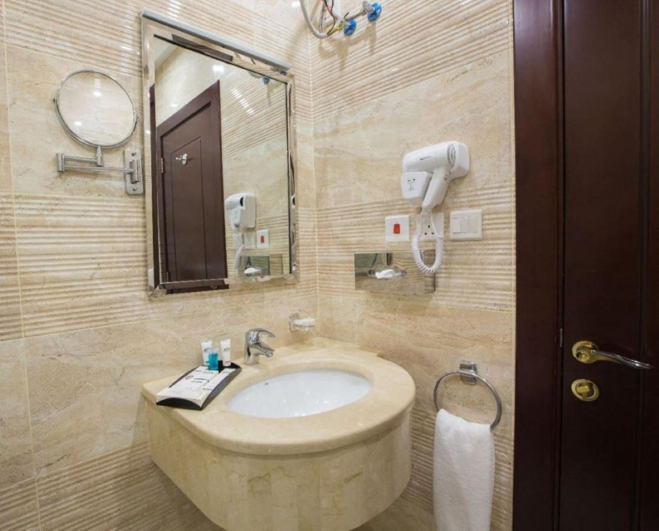 Sun Park Hotel Suites Джедда Экстерьер фото