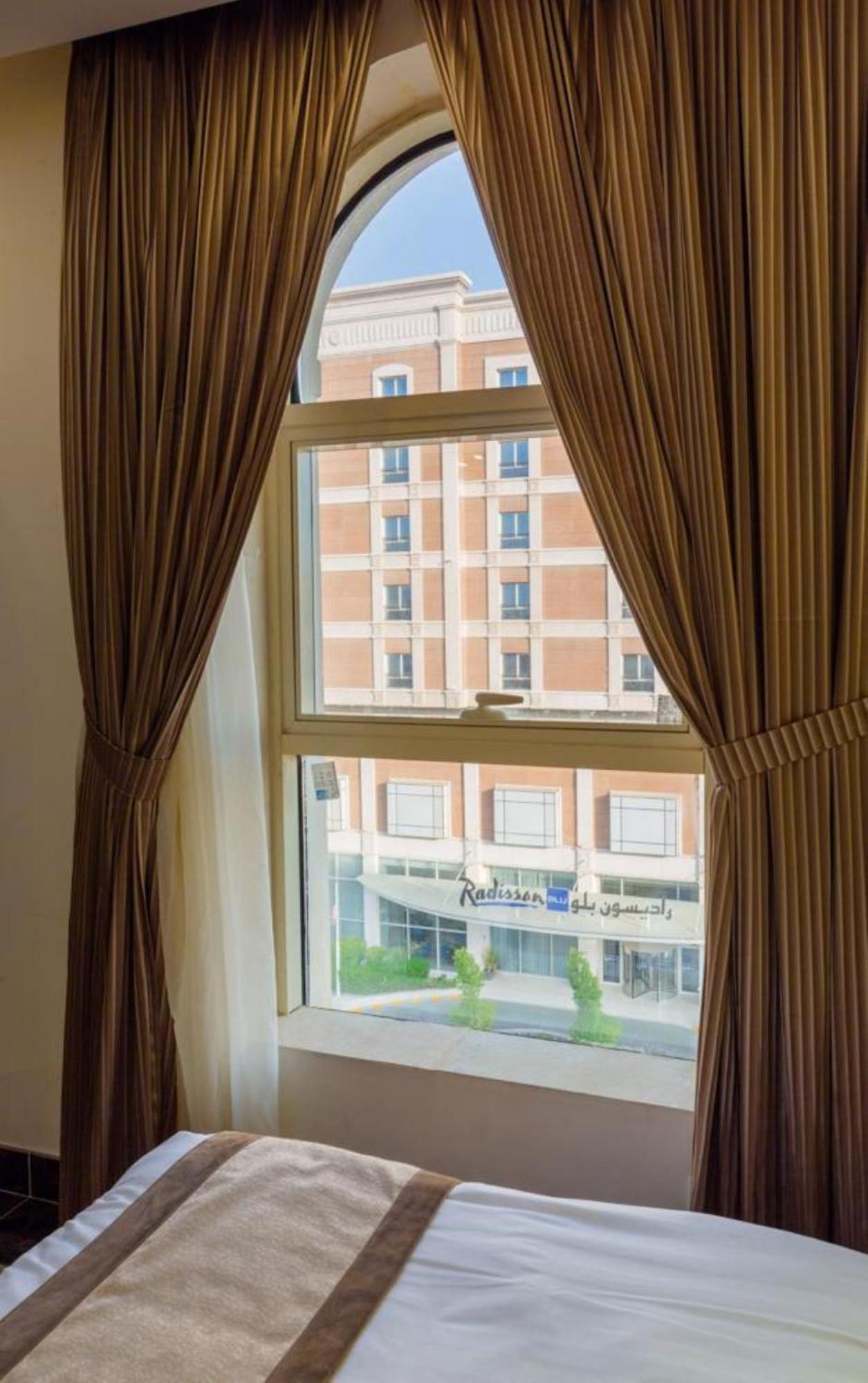 Sun Park Hotel Suites Джедда Экстерьер фото